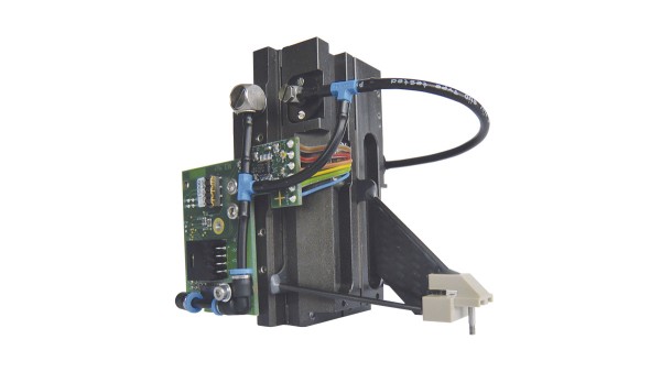 Short stroke Z-axis with 2-phase hybrid stepper motor: wear-free and precise.