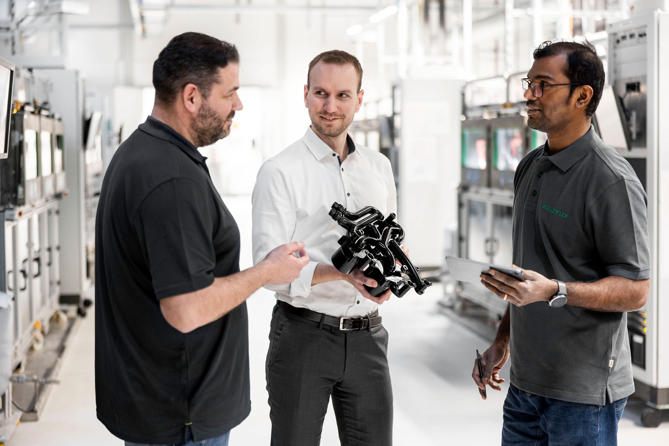 Integrated thermal management module | Press media | Schaeffler ...